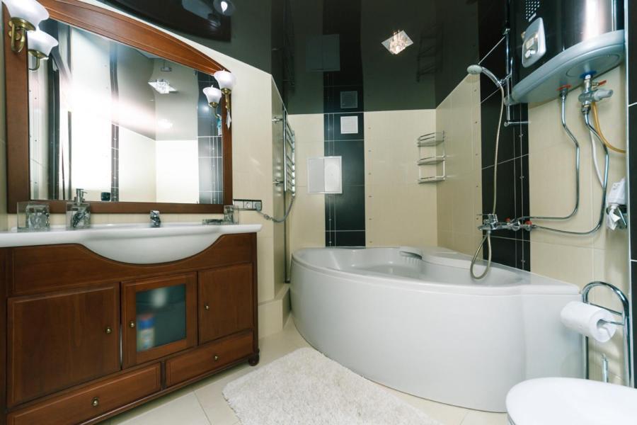 Stylish Two-Level Flat 2 Min From Khreschatyk Киев Экстерьер фото